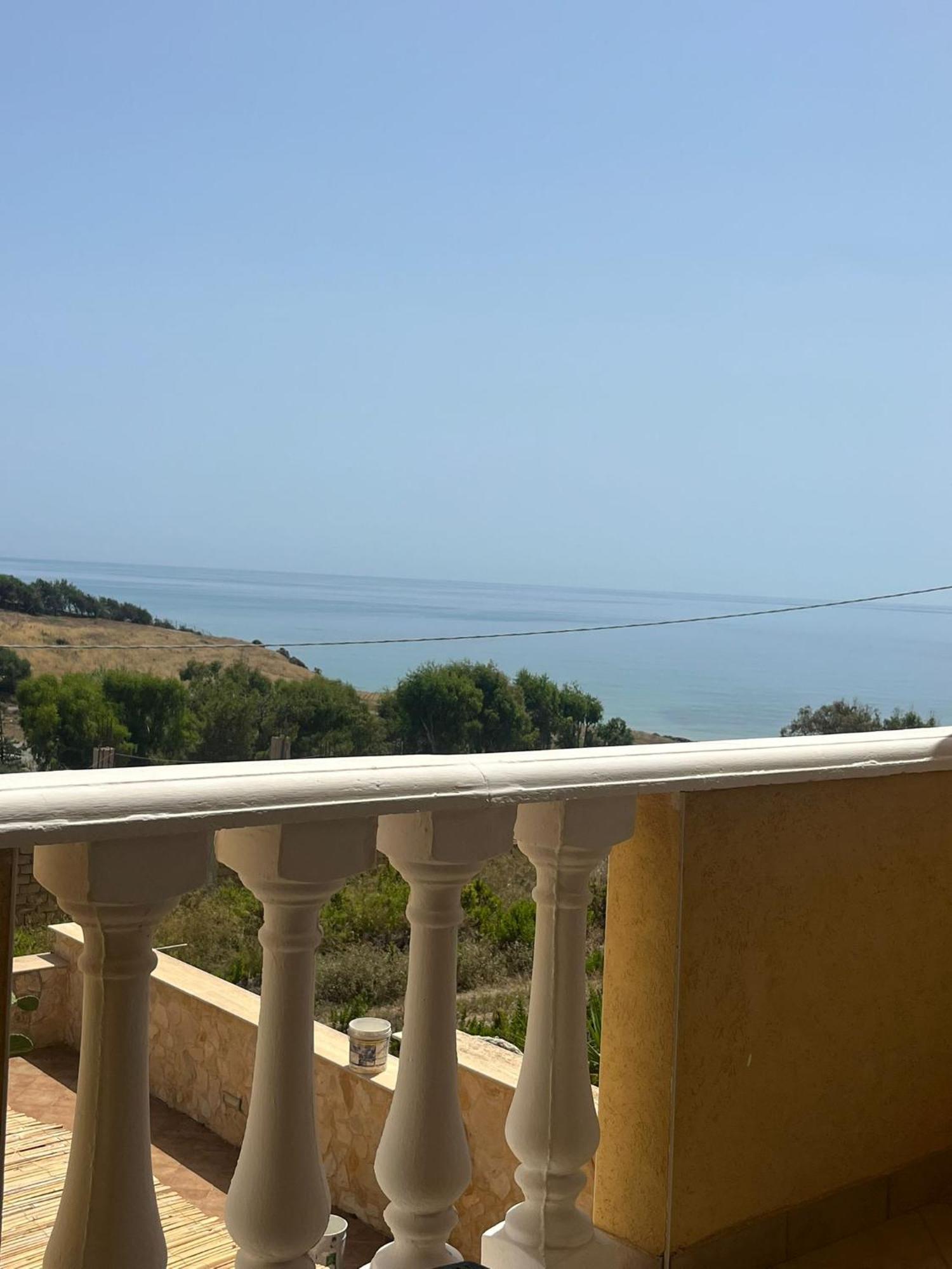 Al Faro Bed & Breakfast Realmonte Eksteriør bilde